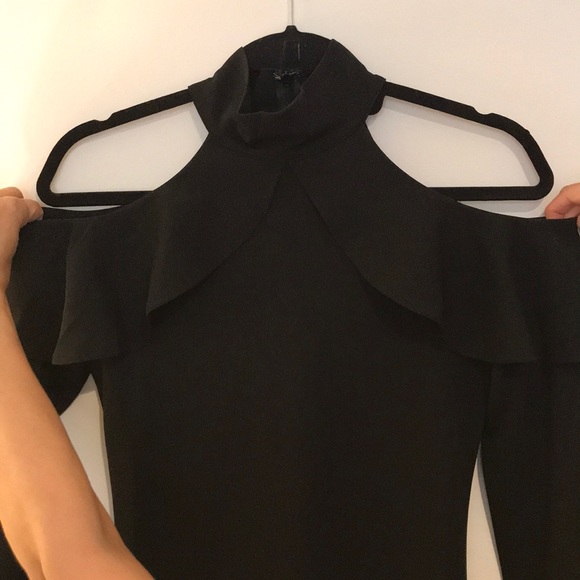 Selfie Leslie long sleeve cut out shoulder dress - Picture 6 of 6